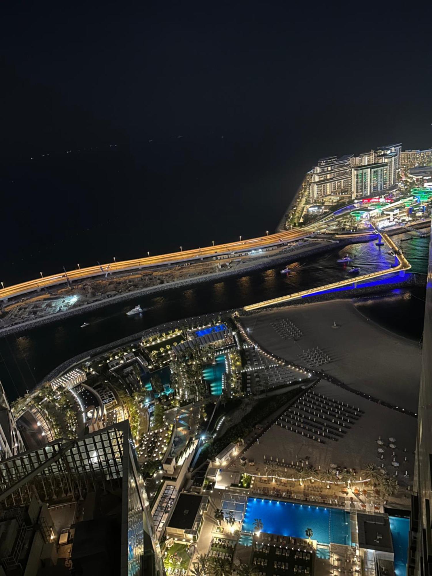 Stunning 5* 4Br-Oceanfront-Apartment 두바이 외부 사진